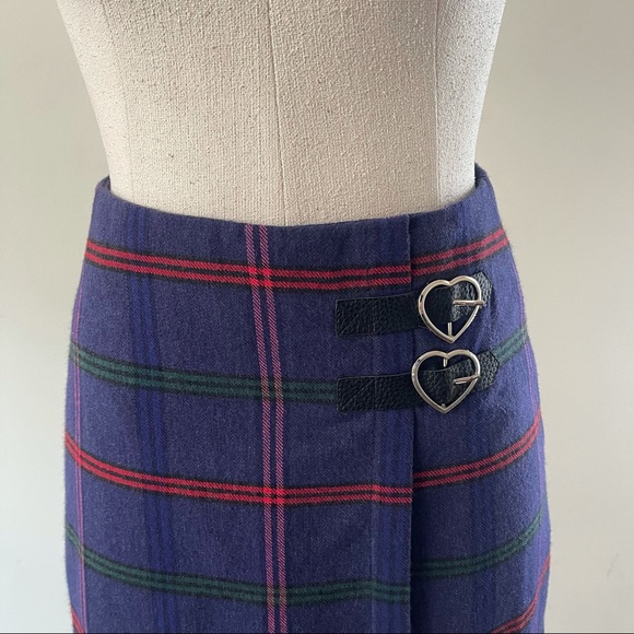 Lazy Oaf Purple Plaid Mini Skirt w/ Heart Buckles UK: 6 USA:2 - Picture 6 of 15